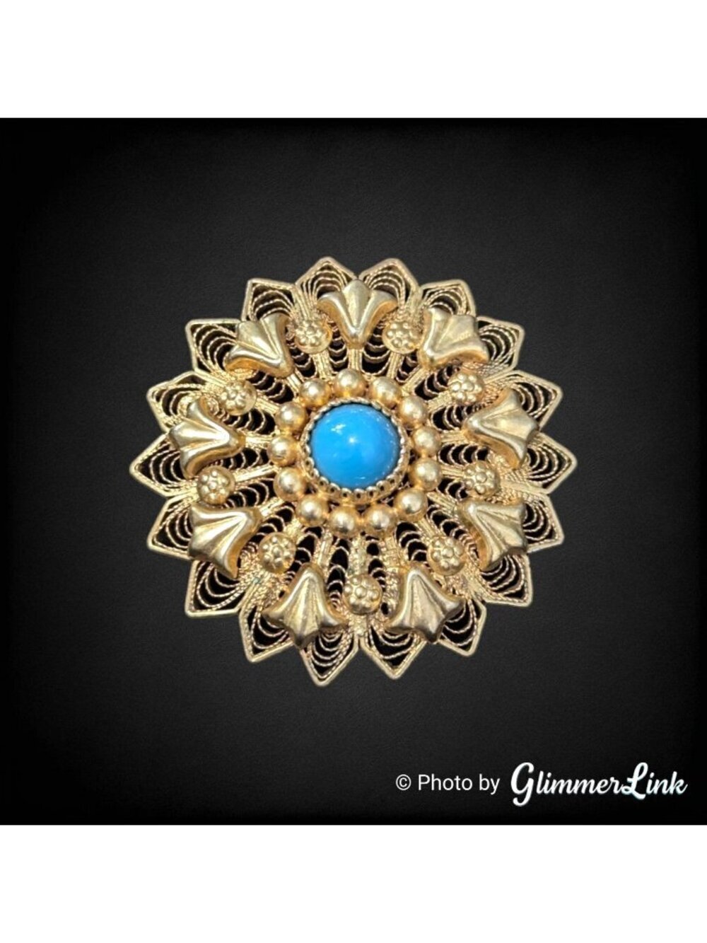 Vintage Sterling Silver Filigree Gilt Teal Cabochon Round Brooch